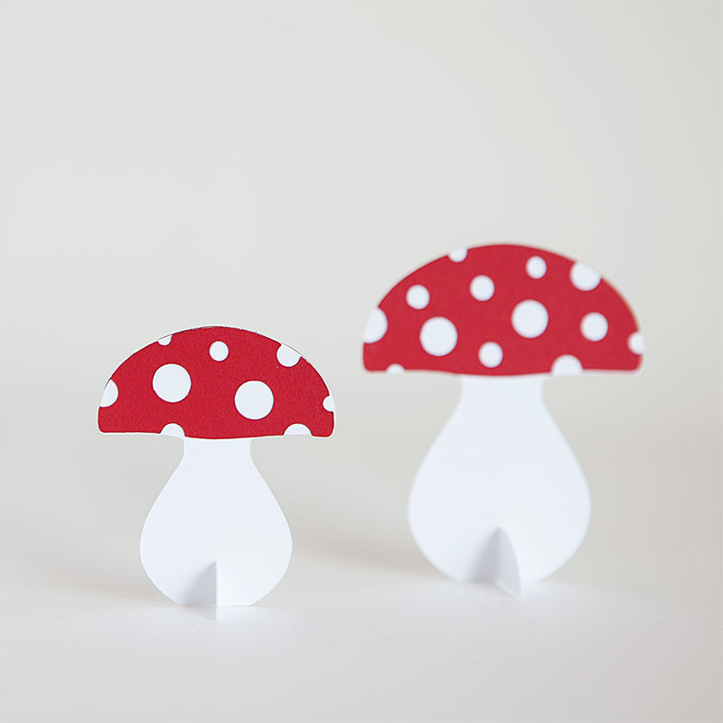 Make these charming toad stools a staple in your Christmas decor - free printable and cut files