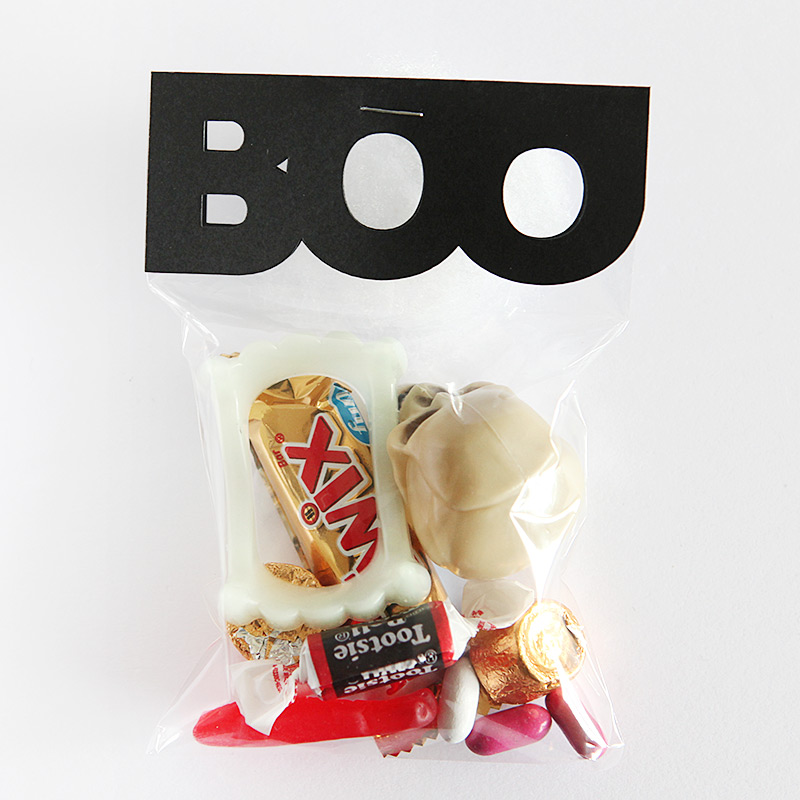 Boo gift wrap treat bag tag card