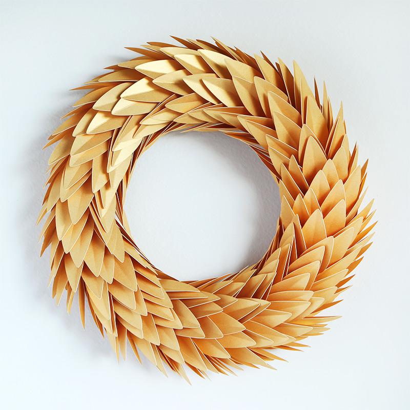 Gold leaf wreath DIY - with free downloadable template and cut file